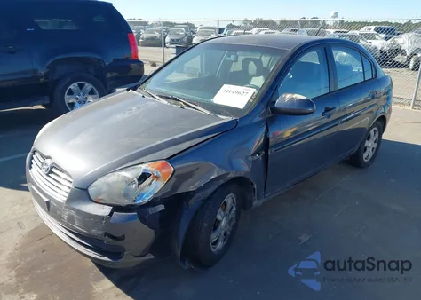 2006 Hyundai Accent Gls z USA, uszkodzony, nr VIN KMHCN46C06U021399